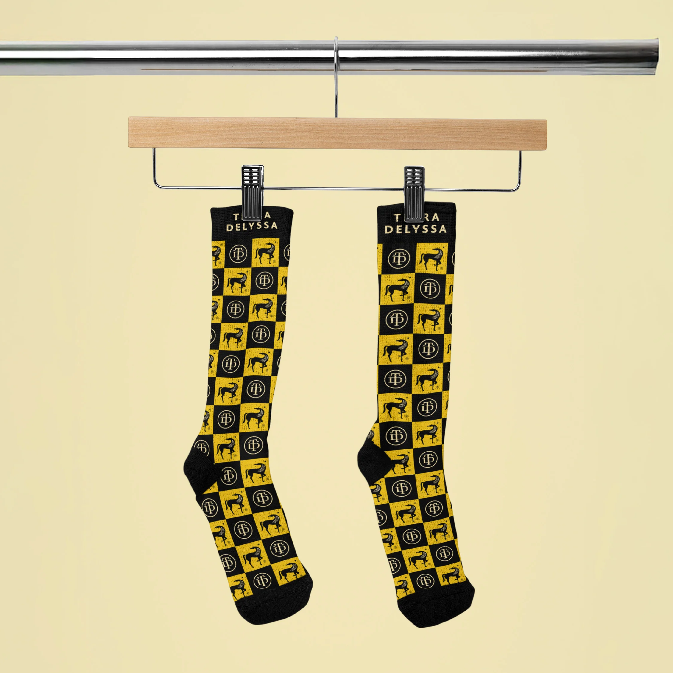 Terra Delyssa Socks - Image 4